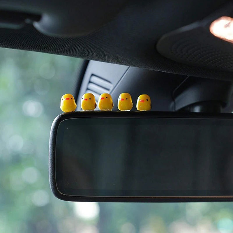 Car Accessories Set for Women – Rear Mirror & Air Vent Cartoon Decor