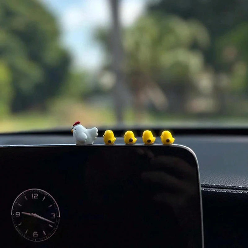 Car Accessories Set for Women – Rear Mirror & Air Vent Cartoon Decor