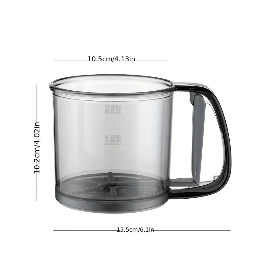 BakeEase – Semi-Automatic Flour Sifter mit Handpress-Design