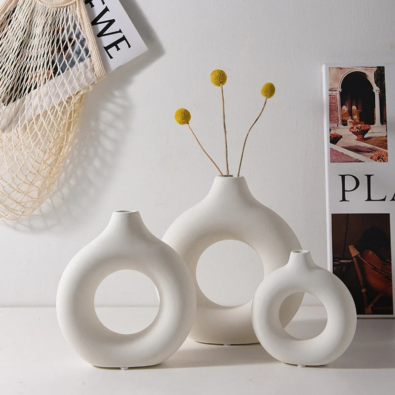 Nordic White Flower Vase – Plastic Bud & Plant Pot