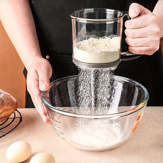 BakeEase – Semi-Automatic Flour Sifter mit Handpress-Design