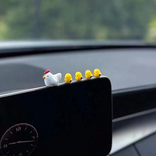 Car Accessories Set for Women – Rear Mirror & Air Vent Cartoon Decor