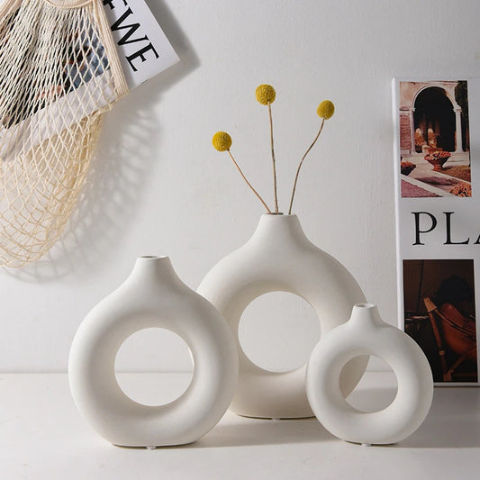 Nordic White Flower Vase – Plastic Bud & Plant Pot