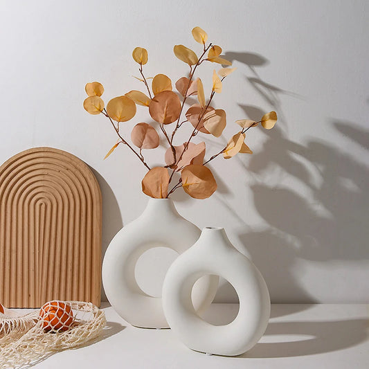 Nordic White Flower Vase – Plastic Bud & Plant Pot
